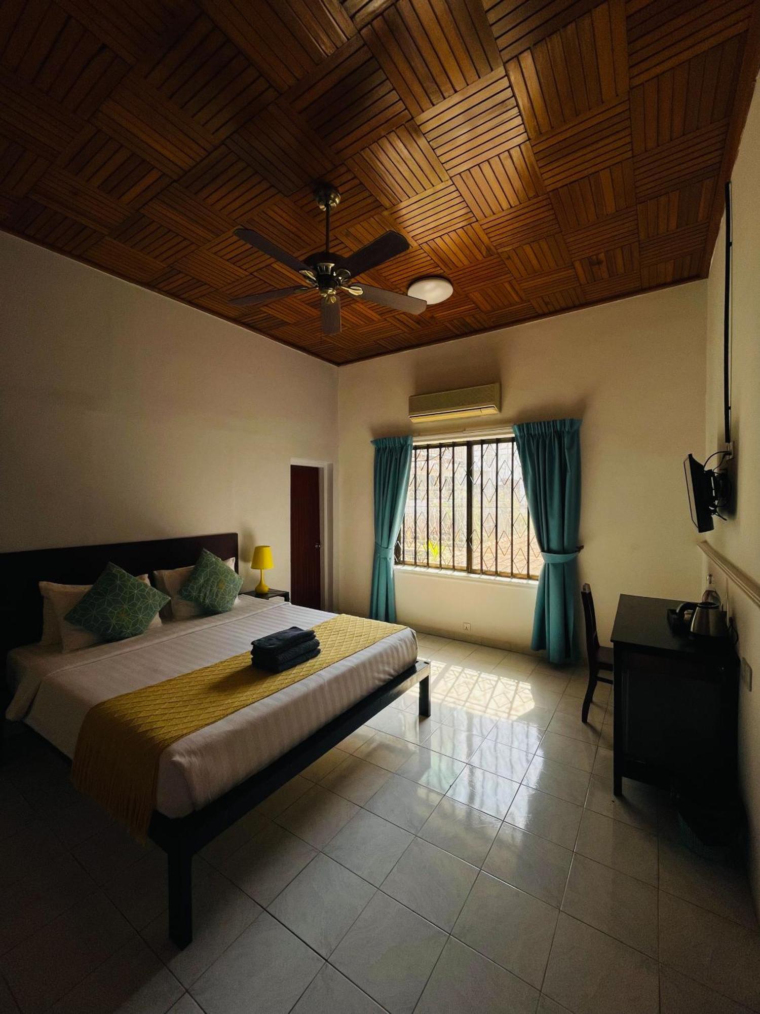 Hotel Birdcage Boutique Phnom Penh Exterior foto