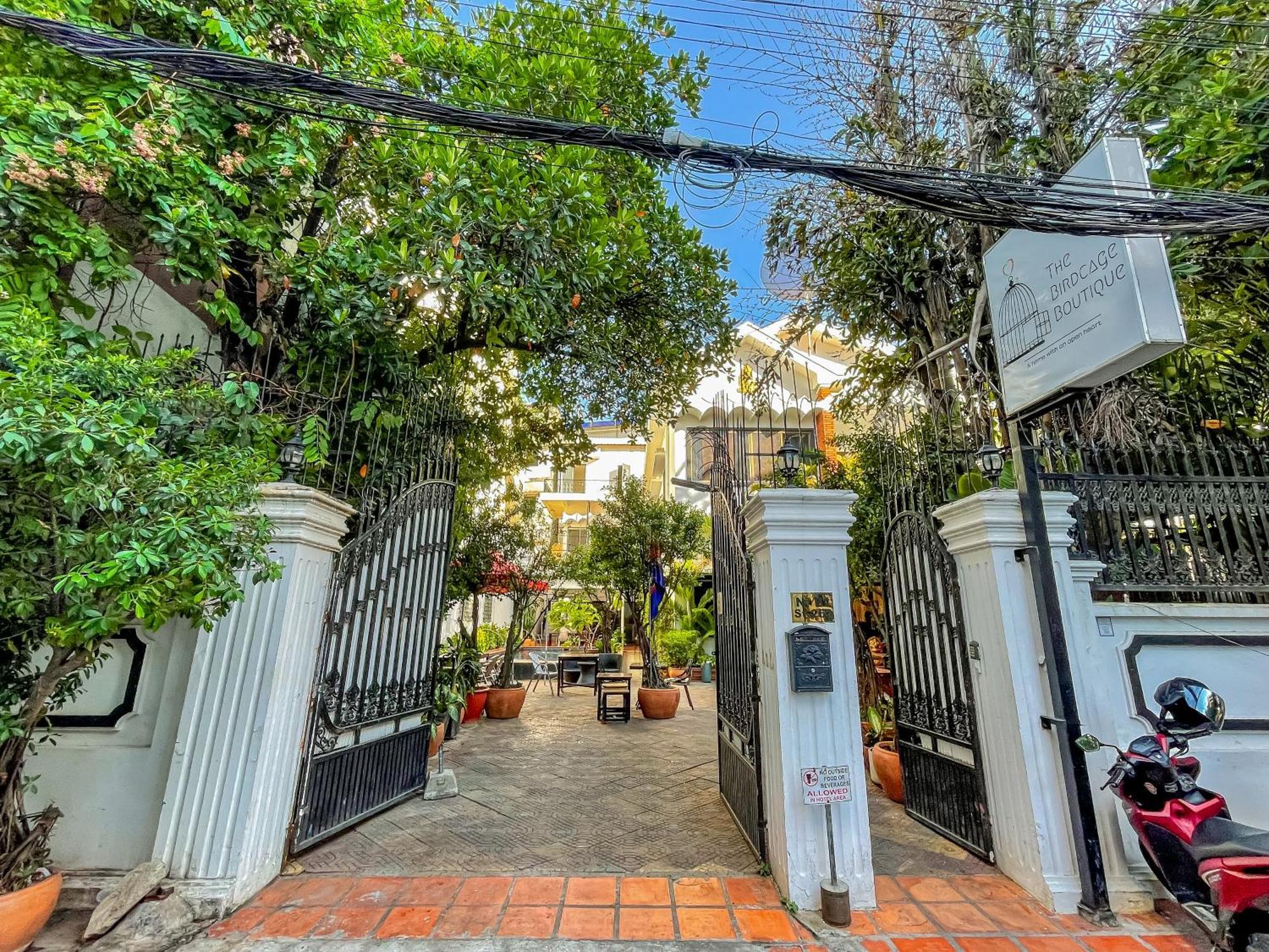 Hotel Birdcage Boutique Phnom Penh Exterior foto
